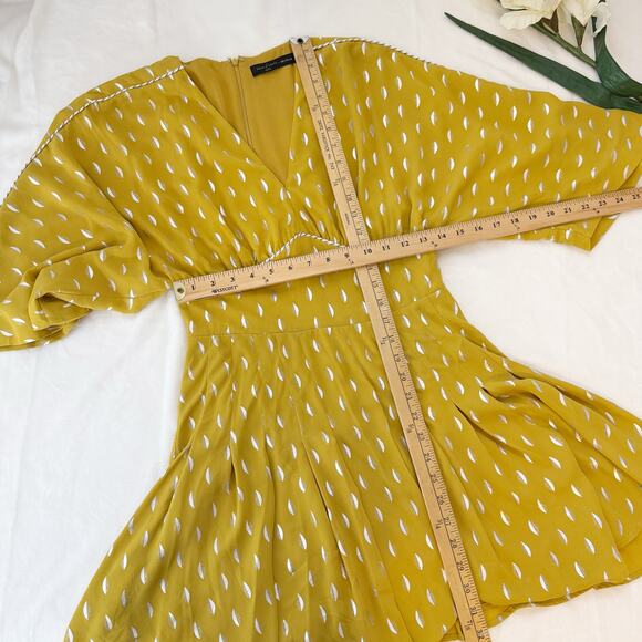 House of Harlow 1960 x REVOLVE OWEN DRESS Flowy Metallic Dot Small Mustard Flaw - Picture 15 of 15